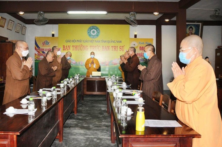 Ban Thường trực Ban Trị sự Phật giáo tỉnh Quảng Nam niệm Phật cầu gia bị 