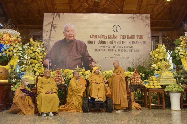 Lễ khánh thọ bách tuế Trưởng lão Hòa thượng Thiền sư Thích Thanh Từ tại tổ đình Thường Chiếu