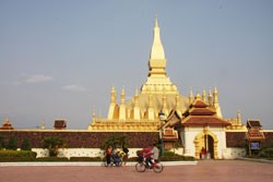 Chùa vàng That Luang- biểu tượng của nước Lào