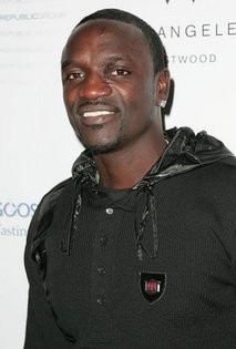 Ngôi sao ca nhạc hip-hop Hoa Kỳ Akon