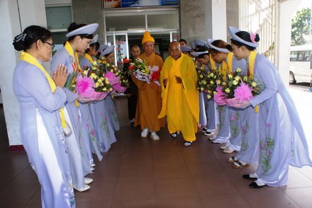 Đà Nẵng: HT. Thích Trí Quảng quang lâm thuyết pháp & dự lễ khánh thành chùa Linh Ứng - Bãi Bụt