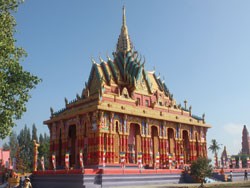 Chùa Ghôsitaram, ngôi chánh điện chùa Khmer lớn nhất VN