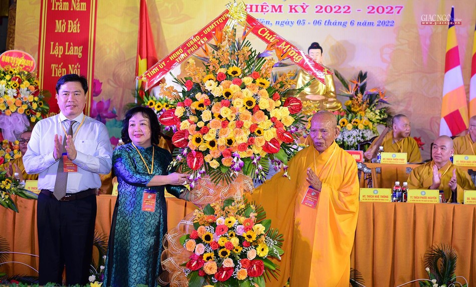 Phú Yên: Hòa thượng Thích Đồng Tiến được tái suy cử Trưởng ban Trị sự Phật giáo tỉnh (2022-2027) ảnh 19