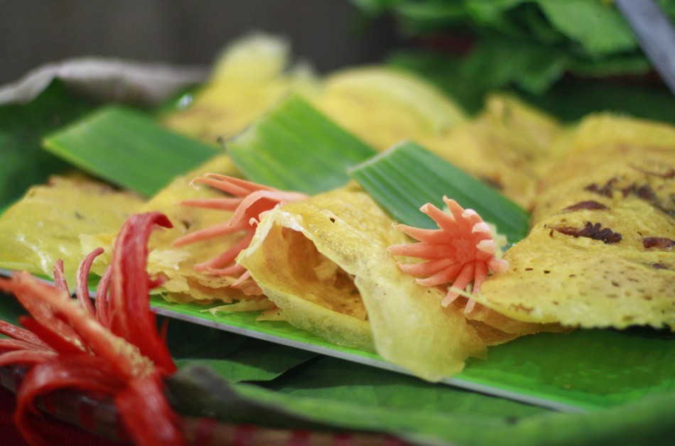 Chọn ngay bánh xèo chay cho một bữa ăn lành mạnh và ngon miệng! Khác với bánh xèo thông thường, bánh xèo chay không chỉ là lựa chọn phù hợp cho người ăn chay mà còn là sự kết hợp của các loại rau quả giúp bạn cung cấp đầy đủ chất dinh dưỡng. Cùng hình ảnh liên quan, bạn sẽ tìm thấy những chỗ bán bánh xèo chay ngon nhất để thỏa mãn đam mê ẩm thực của mình.